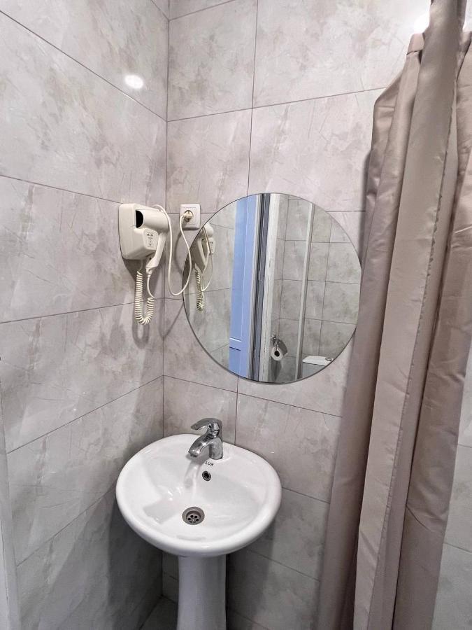 Hotel Tato & Coworking Space Tbilisi Bagian luar foto