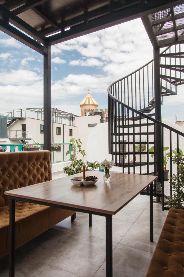 Hotel Tato & Coworking Space Tbilisi Bagian luar foto