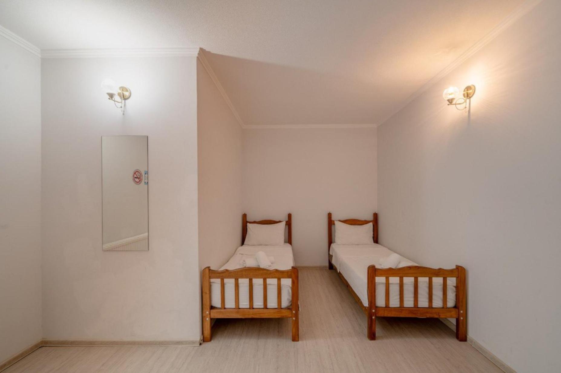 Hotel Tato & Coworking Space Tbilisi Bagian luar foto