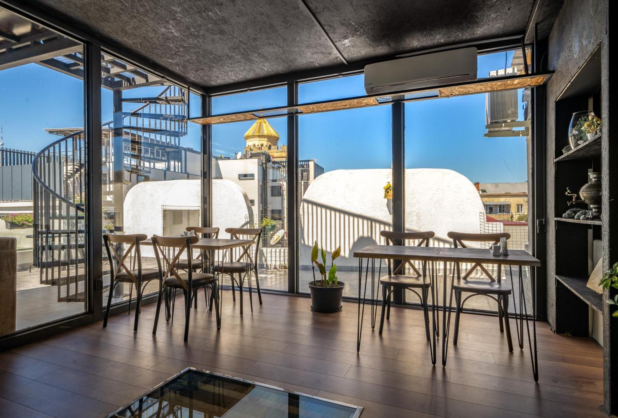Hotel Tato & Coworking Space Tbilisi Bagian luar foto