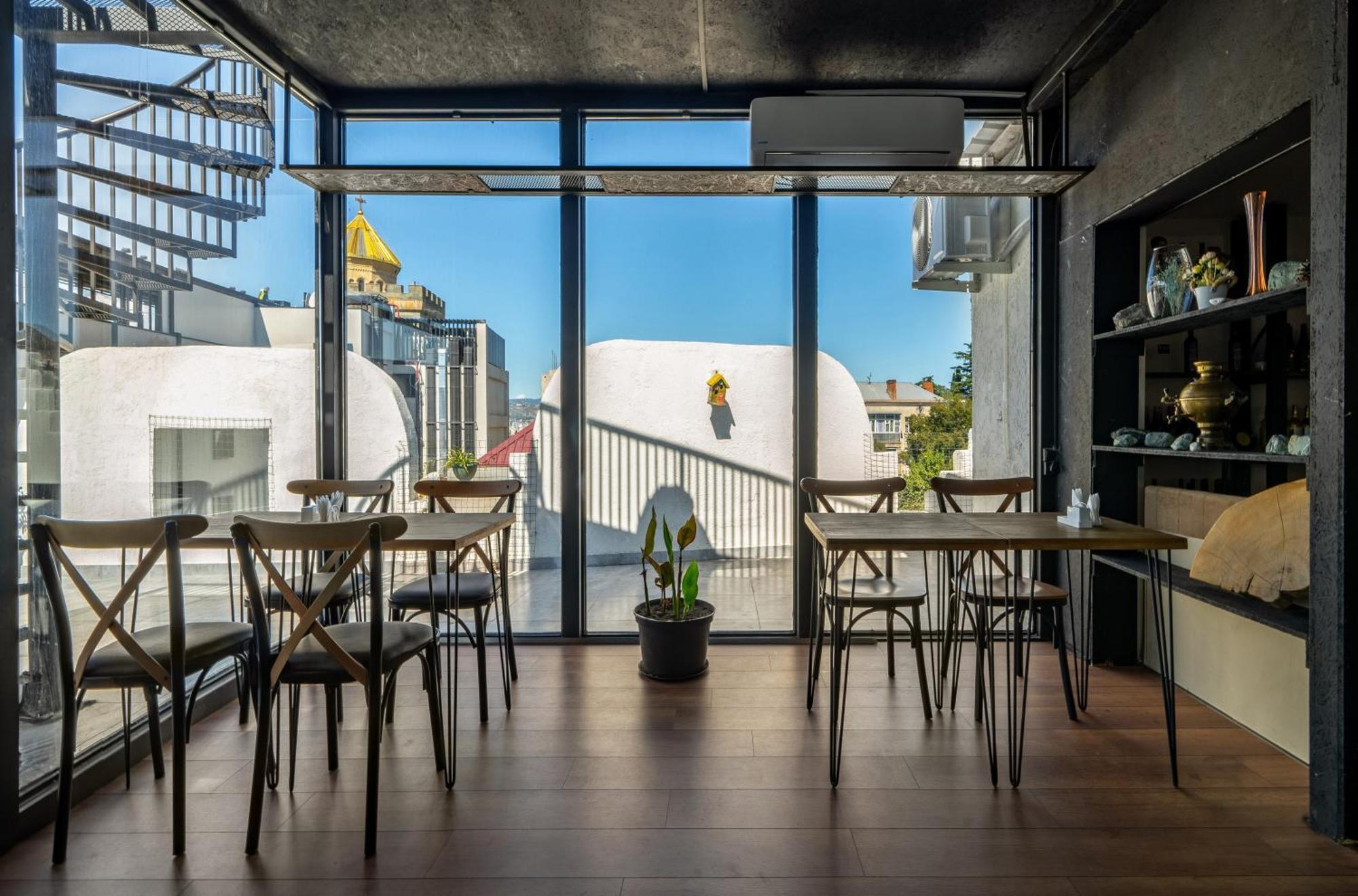 Hotel Tato & Coworking Space Tbilisi Bagian luar foto