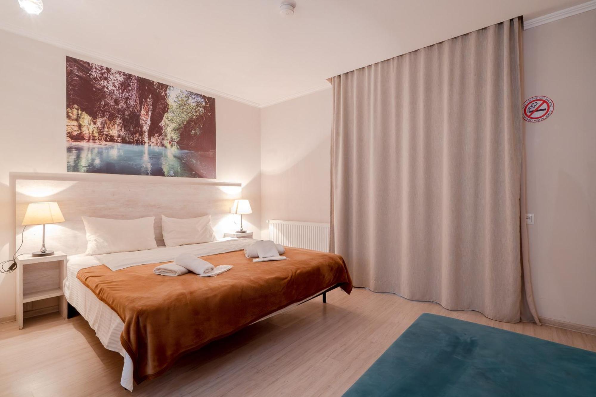 Hotel Tato & Coworking Space Tbilisi Bagian luar foto